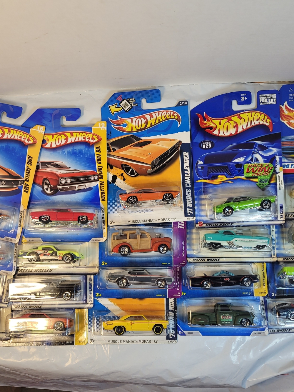 20 Hotwheels Build Your Collection Mix (Aa)